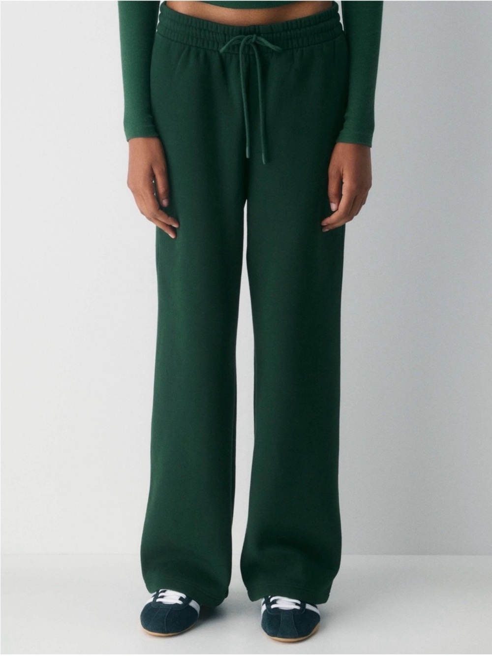Aritzia homestretch S Wide-Leg Drawstring Sweatpants in Forest Green
